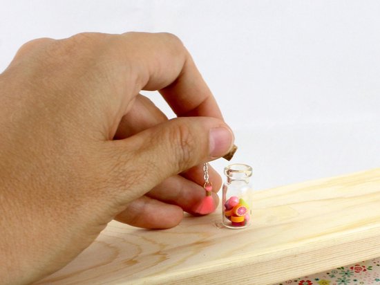 juwelen maken met flesjes