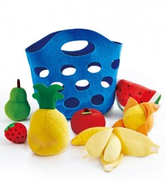 mand in blauw vilt gevuld met fruit - panier en feutre bleu rempli de fruits