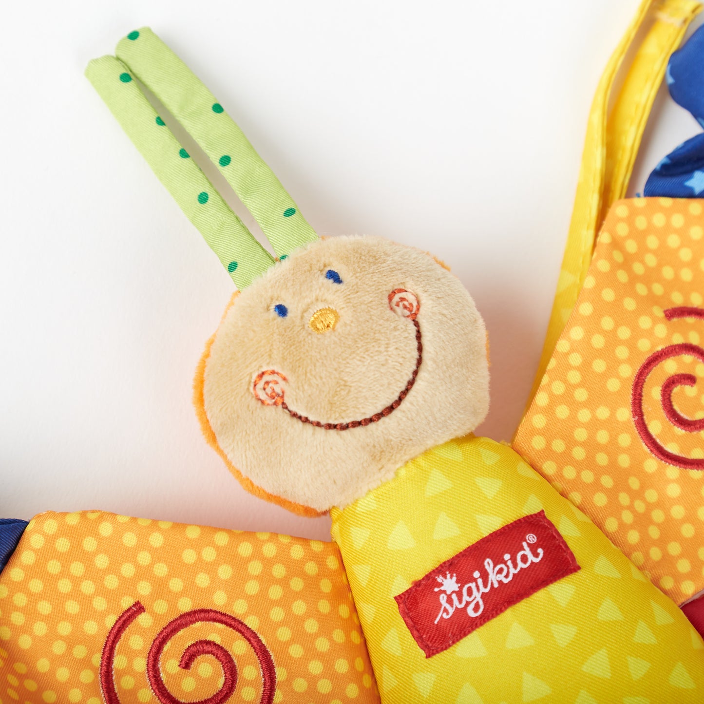hanger vlinder activity playQ