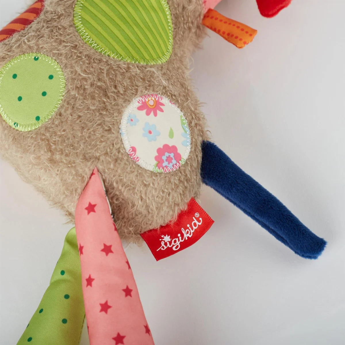 doudou girafe sweety - patchwork world
