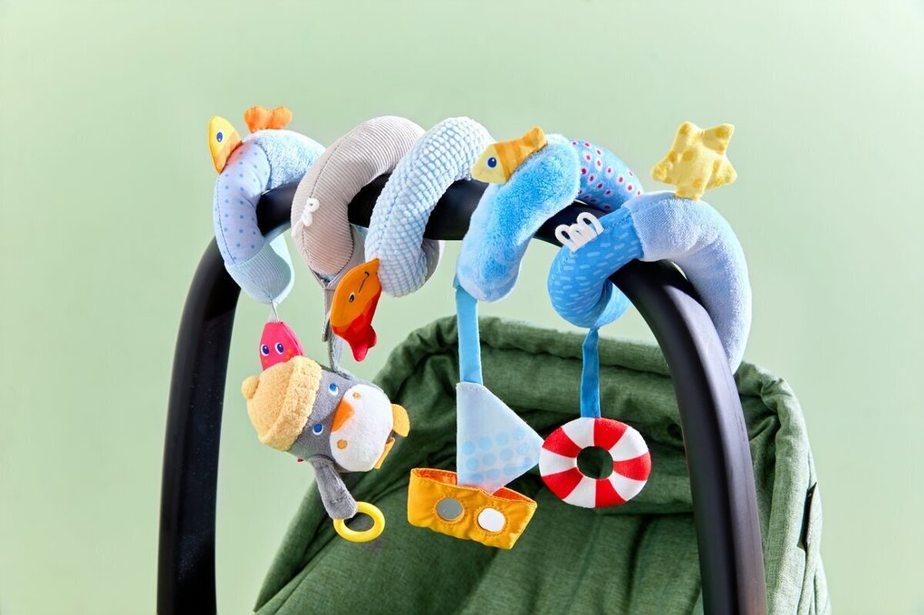 Mobile spirale Pingouin HABA