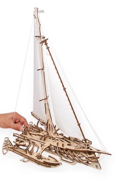 houten 3D puzzel modelbouw Trimaran  Merihobus