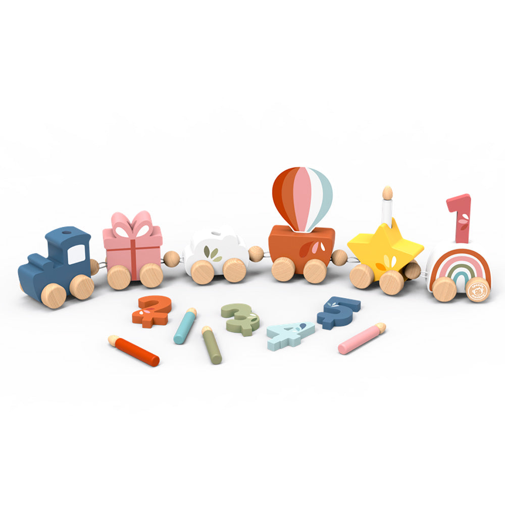 train d'anniversaire en bois