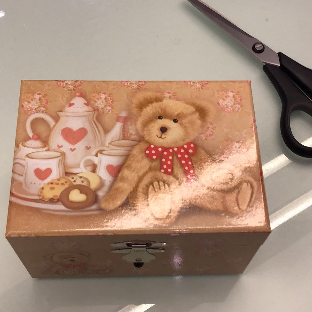 boîte à bijoux avec ours musical - moyen