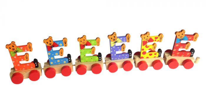 letters op trein in gekleurd hout - lettres sur train en bois coloré